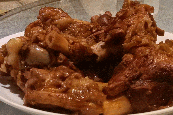 犟師傅醬骨米飯