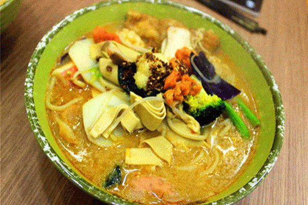 加盟楊國(guó)福麻辣燙總共花多少錢(qián)