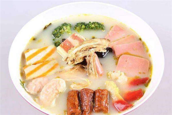 加盟隱燙麻辣燙掙錢(qián)嗎