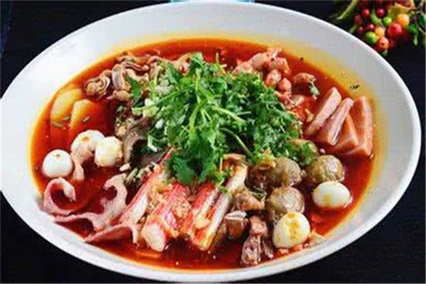 名佬麻辣燙加盟費(fèi)多少