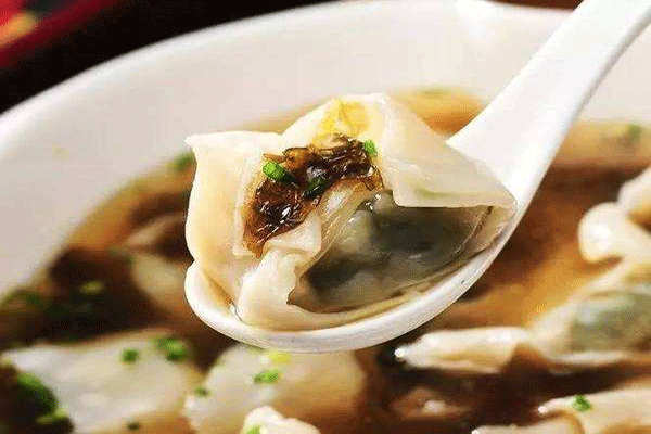 范聰明脆皮餛飩加盟