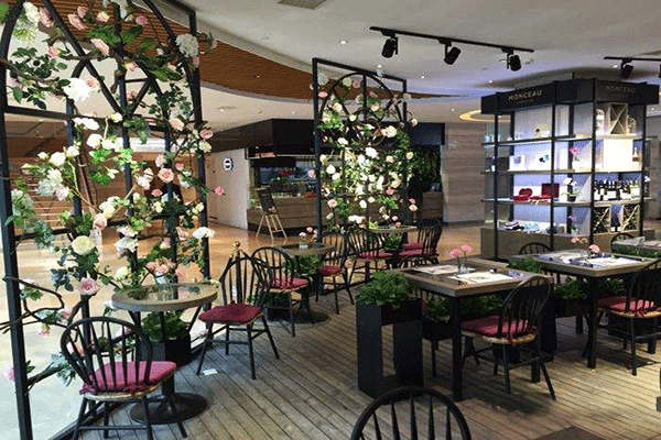 花龍陣花藝餐廳加盟