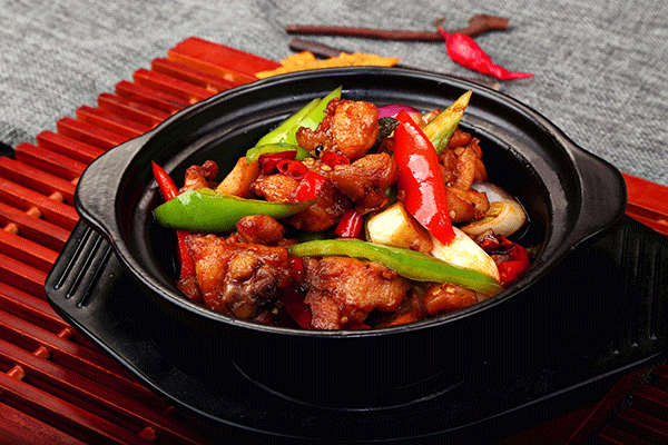 懶大叔砂鍋飯加盟