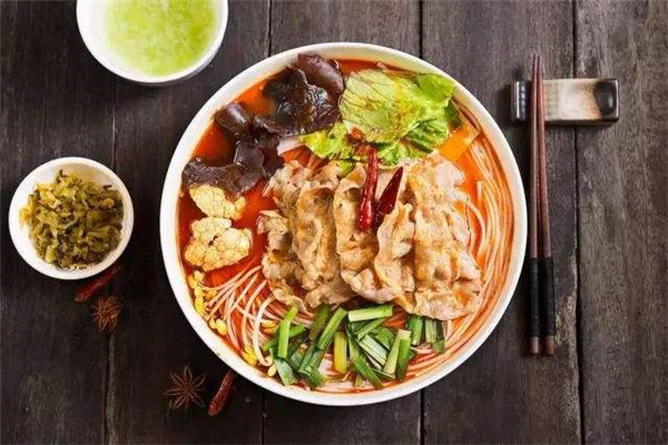 喵戀魚米線利潤如何