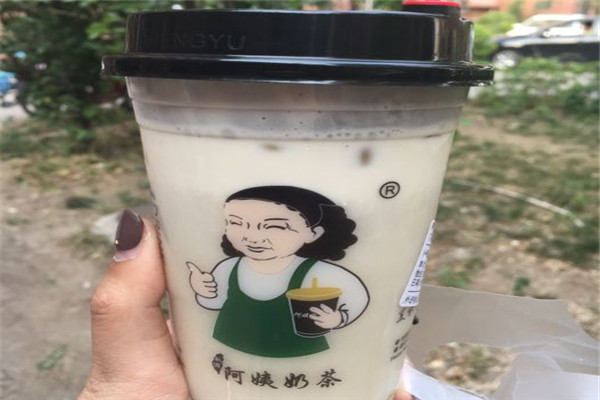秋滿阿姨奶茶騙局是真的嗎