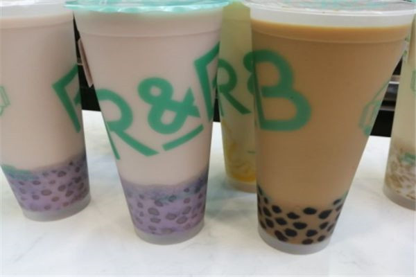 rb珍奶會所加盟費多少