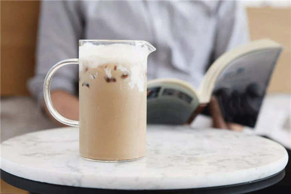 聽杯奶茶加盟