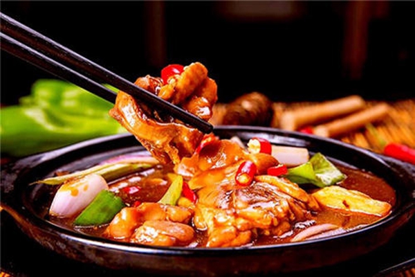 上吉鋪黃燜雞米飯加盟費多少