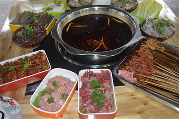 土炮李記串串火鍋加盟條件是什么