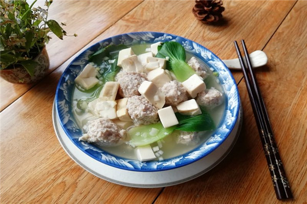 就湯下飯總部具體位置