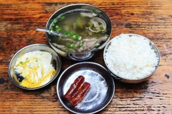 就湯下飯總部在哪