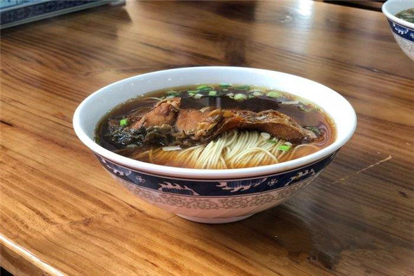 加盟東吳面館多少錢