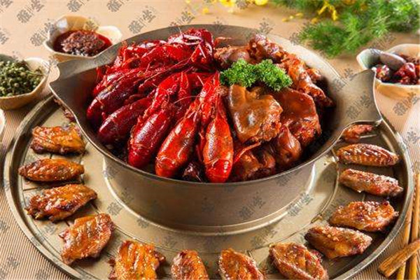 夢時代涮烤鍋食匯加盟費