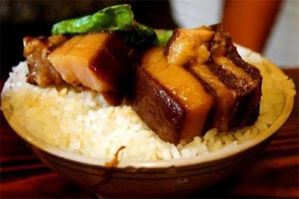 米夫羅臺灣鹵肉飯