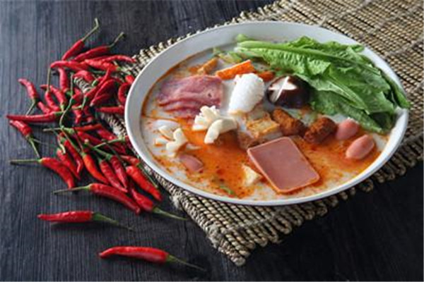 饞思儂麻辣燙加盟連鎖店利潤多少