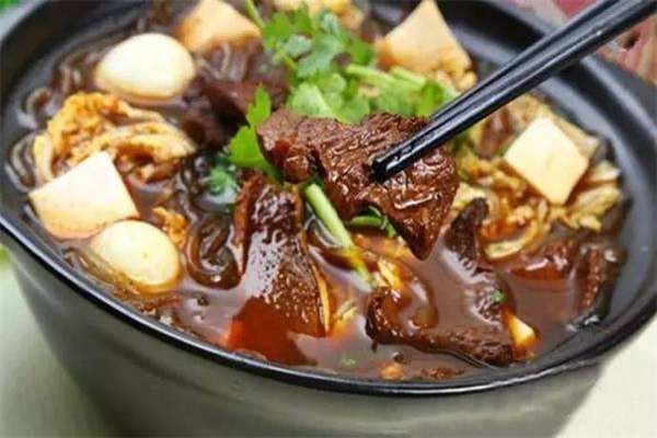 對(duì)張吉記砂鍋飯的評(píng)價(jià)