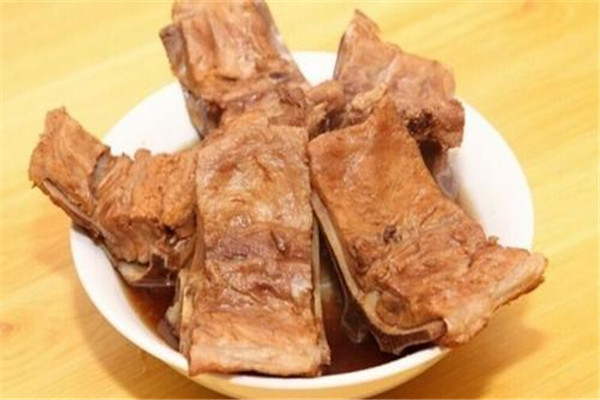 新懶漢排骨米飯加盟費是多少