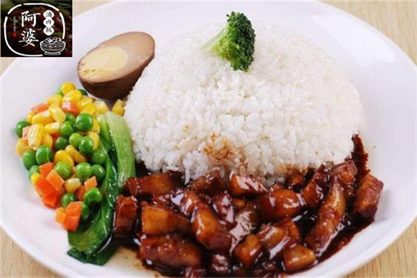 阿婆鹵肉飯