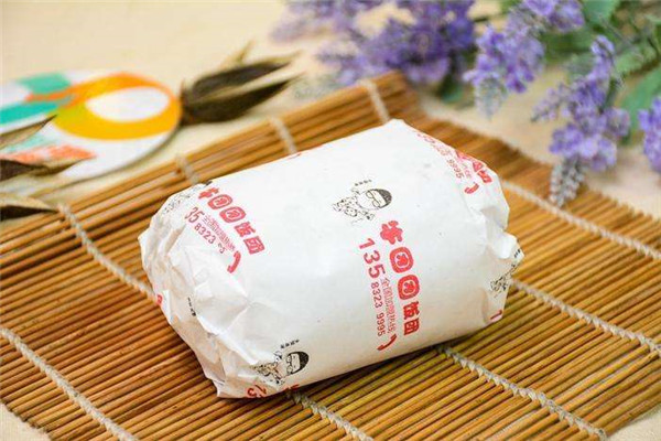 牛團團飯團總部