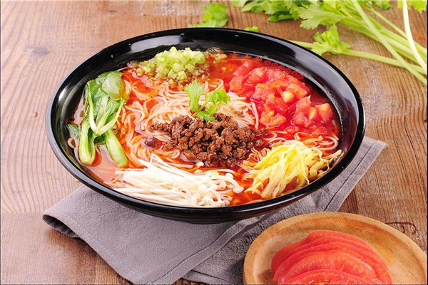 易記酸辣粉加盟優(yōu)勢是什么