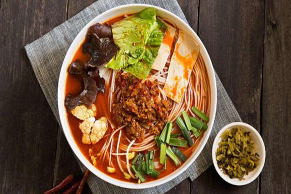 昆明青和小鍋米線加盟費用標準