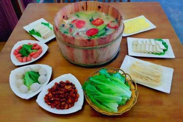 今小主麻辣燙加盟總部