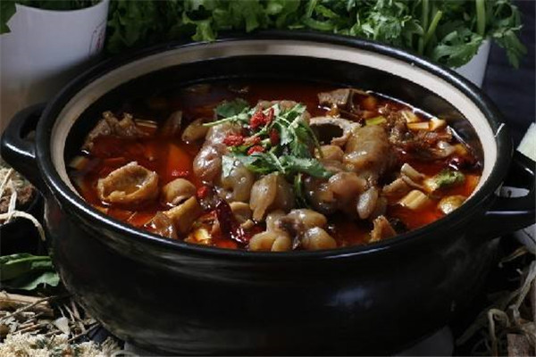 天下曉富酸辣粉加盟多少錢(qián)