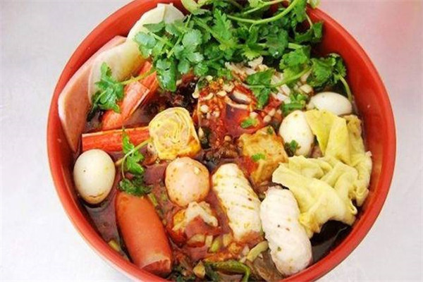 楊國福麻辣燙開店成本