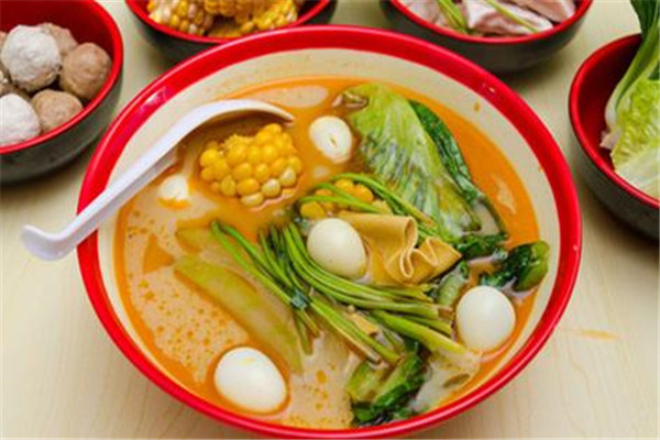 開麻辣燙掙錢嗎