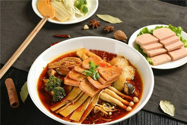 3萬(wàn)元加盟那就麻辣燙