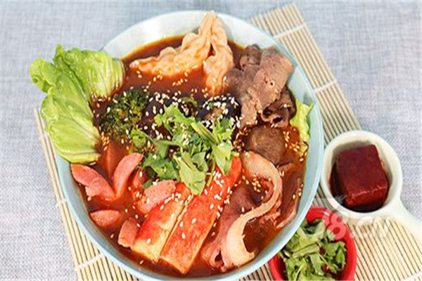 老三麻辣燙總部在哪里