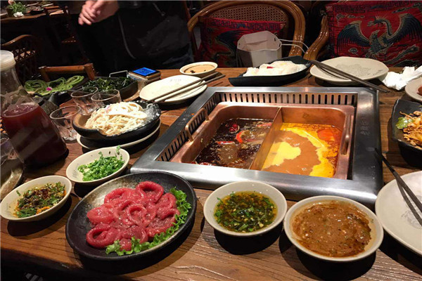 老牌坊魚豆花火鍋加盟費多少錢