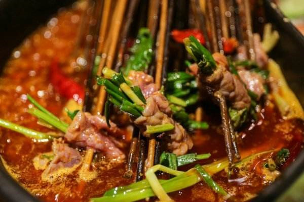 嘿哆串串串香加盟費(fèi)用表格
