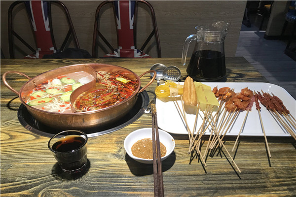 蜀簽簽串串香加盟怎么樣
