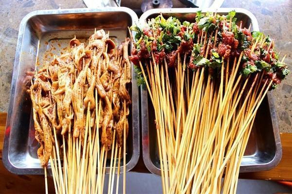 串聞串串香加盟