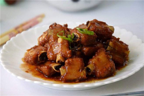萬和春排骨米飯