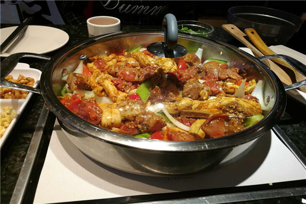 一品燜鍋