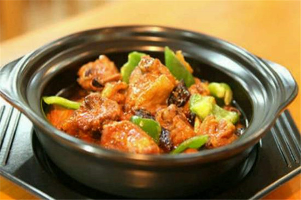 小廚黃燜雞米飯加盟怎么樣