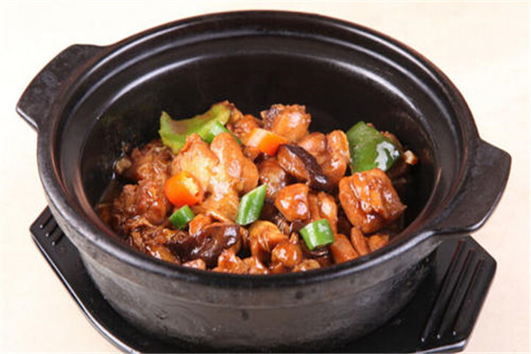 膳當家黃燜雞米飯加盟