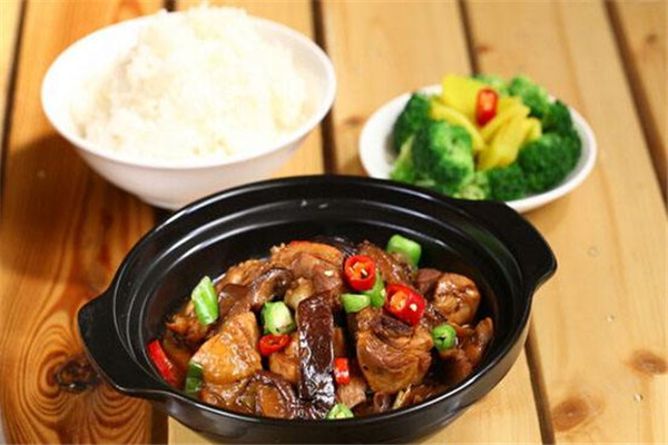 永郎黃燜雞米飯加盟費多少錢