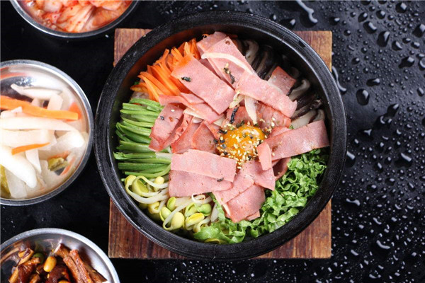 石代鮮瘋石鍋飯連鎖