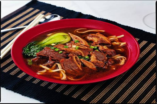 牛來啰牛肉面