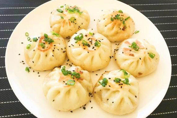 半煎鋪子生煎包