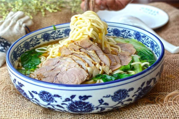 金城百年傳統(tǒng)牛肉面怎么樣