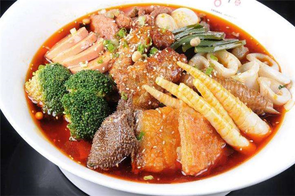 心殤冒菜加盟成本