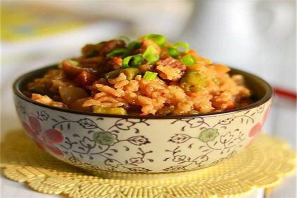 懶人燜飯加盟費多少錢