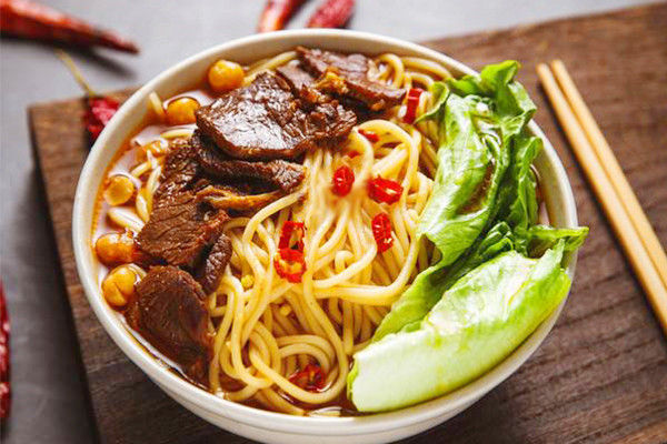 湯姥爺蹺腳牛肉面加盟支持