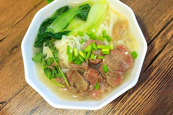 楊記蹺腳牛肉面是哪里的