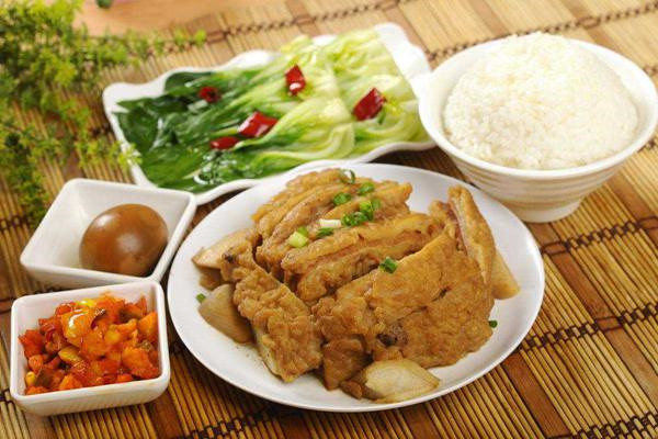 終極味道排骨飯加盟
