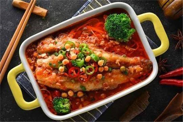 禾聰烤魚飯加盟